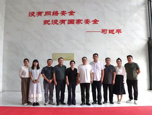 说明: f22a6a538676318789d14f7f1720297